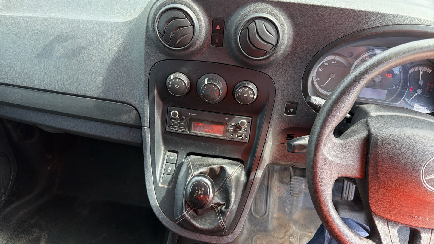 Mercedes-Benz Citan 1.5 109 CDI BlueEfficiency L2 Euro 6 (s/s) Panel Van – 2018 (BJ68 OEO)