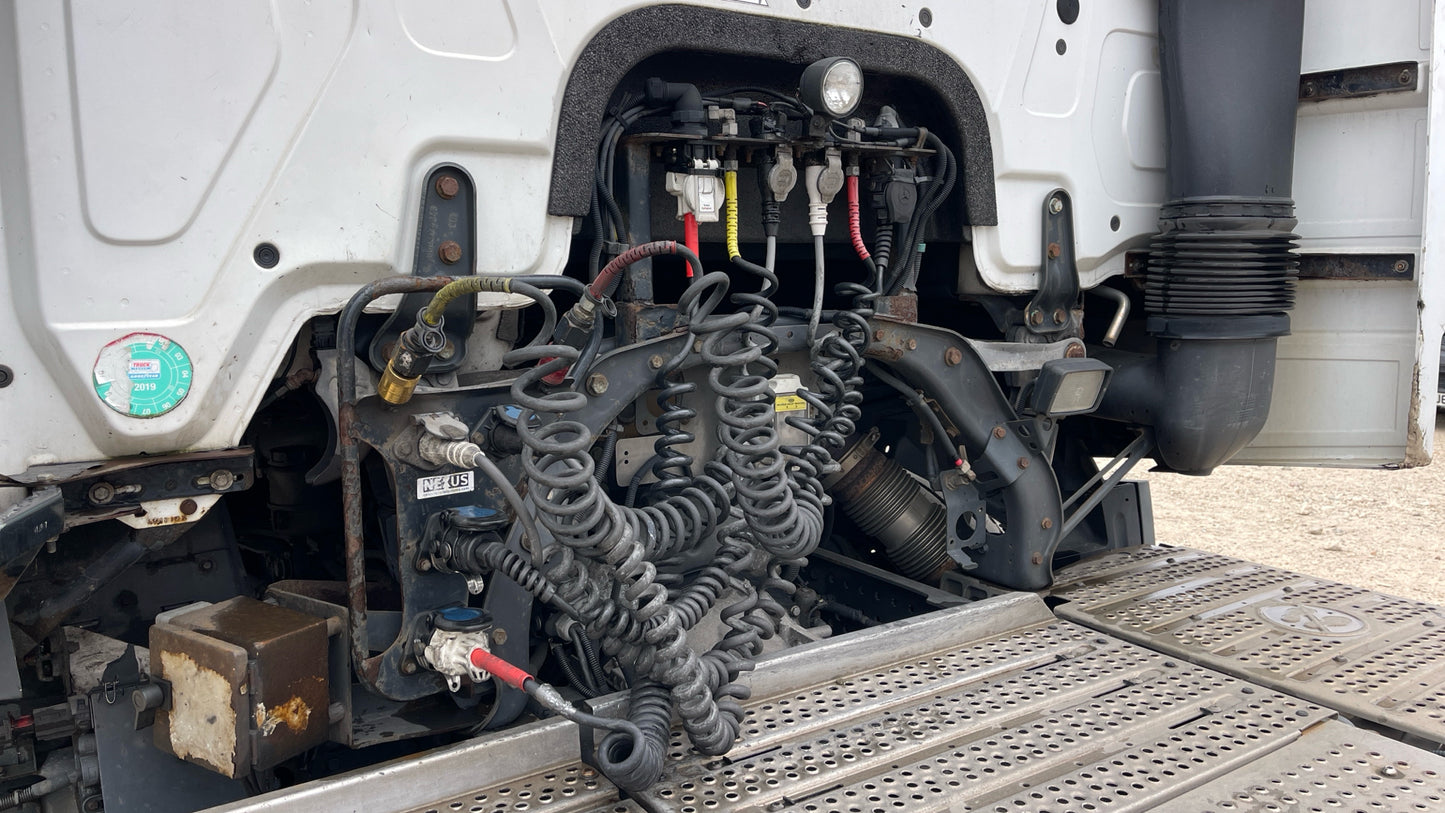 Mercedes-Benz Actros 1840 Low Ride Tractor Unit – 2015 (YK15 HJC)