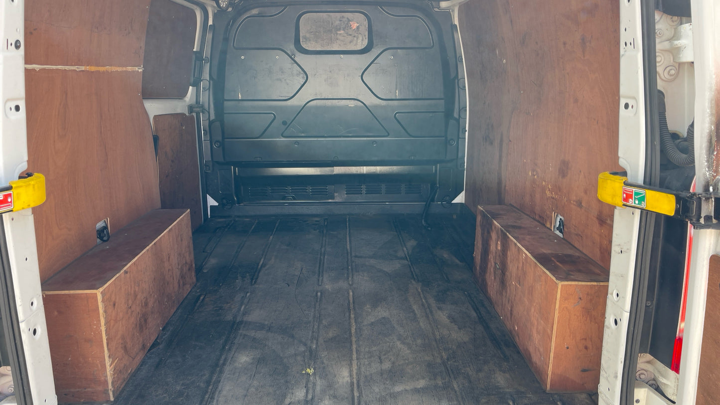 Ford Transit Custom 2.0 TDCi 270 Limited L1 H1 Panel Van – 2018 (YL18 DVT)