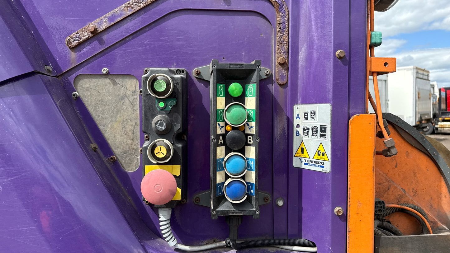 Dennis Elite 6 Municipal Truck – 2016 (VN16 PDU)