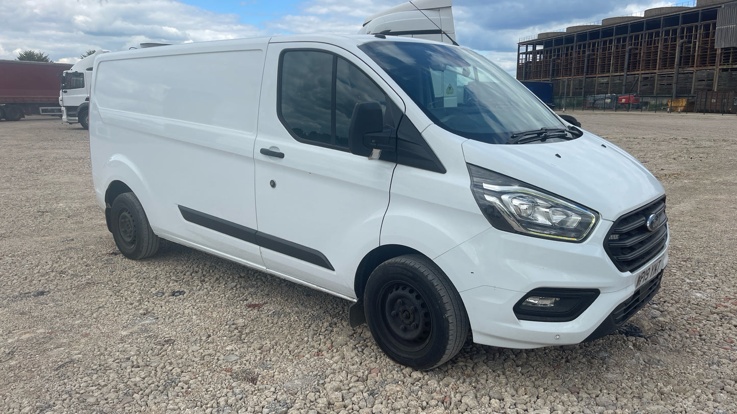 Ford Transit Custom 2.0 300 EcoBlue Trend L2 H1 Euro 6 Panel Van – 2019 (WP19 YNT)