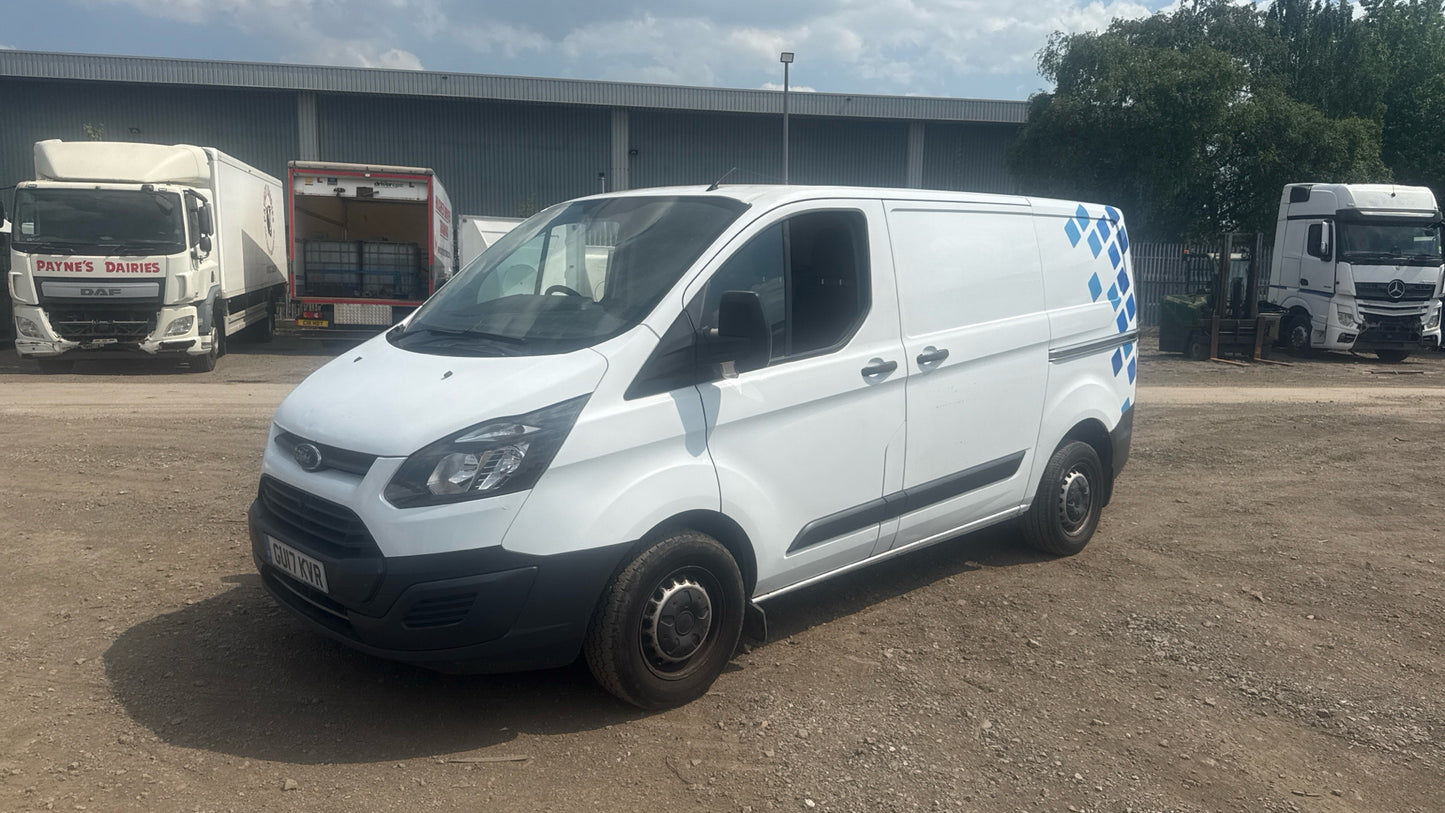 Ford Transit Custom 2.0 TDCi 290 L1 H1 Panel Van – 2017 (GU17 KVR)