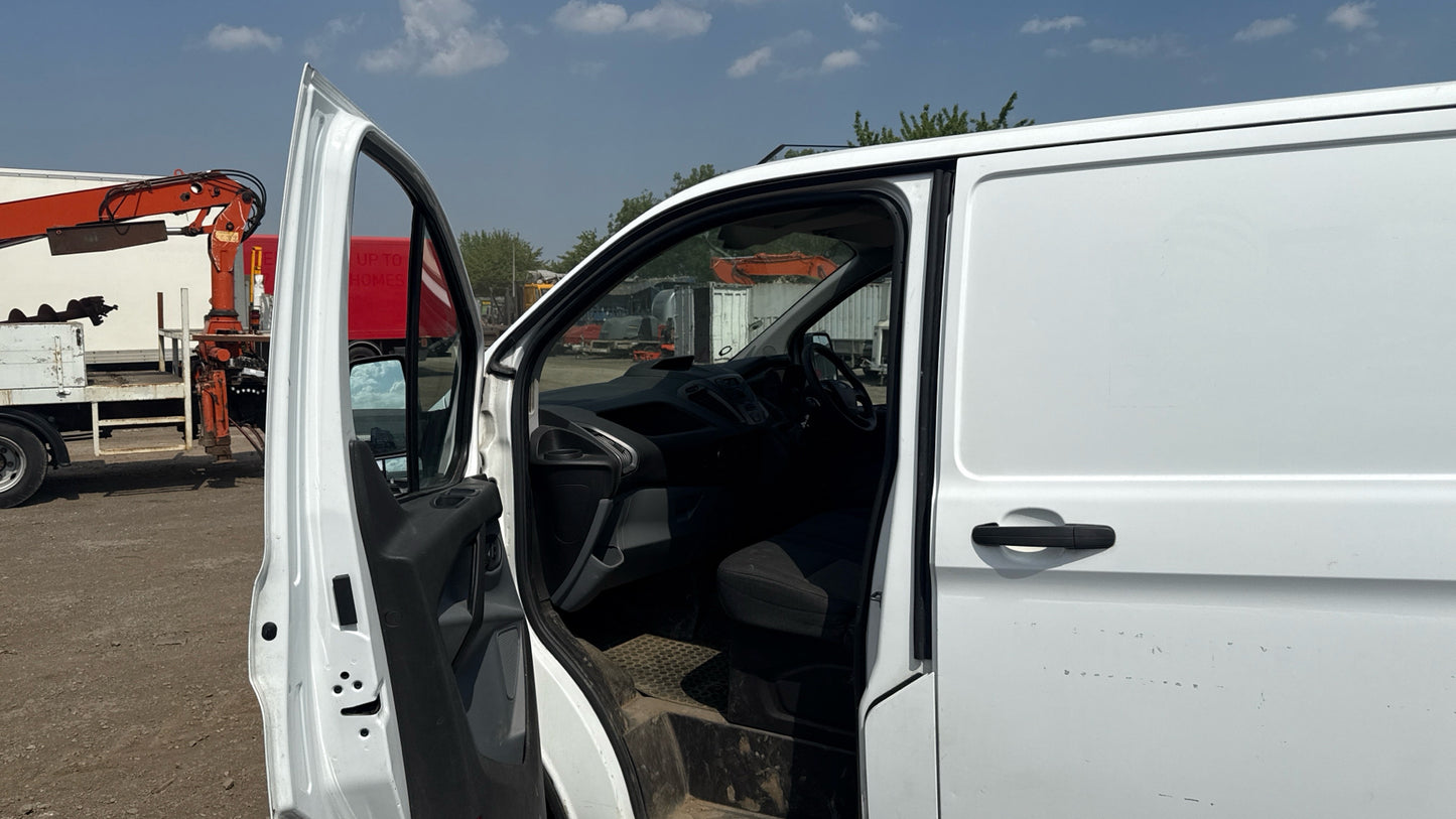 Ford Transit Custom 2.0 TDCi 290 L1 H1 Panel Van – 2017 (GU17 KVR)