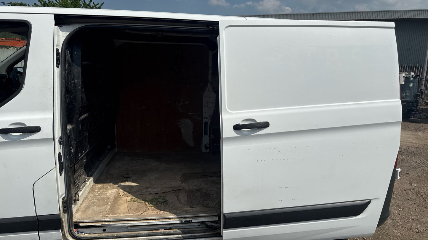 Ford Transit Custom 2.0 TDCi 290 L1 H1 Panel Van – 2017 (GU17 KVR)