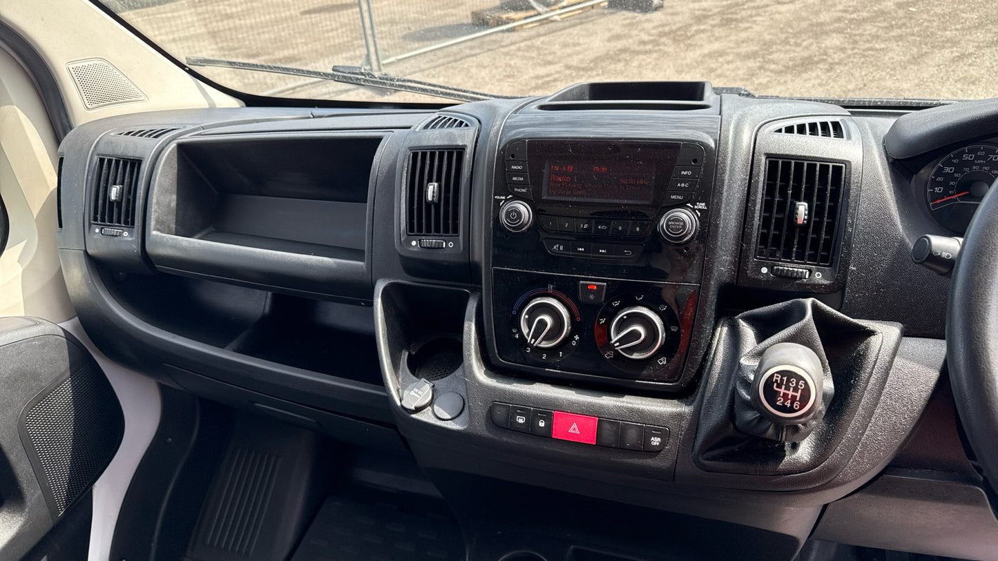 Fiat Ducato 2.3 MultiJetII 35 Platform Cab M H1 Euro 6 Luton – 2021 (YG21 KBL)