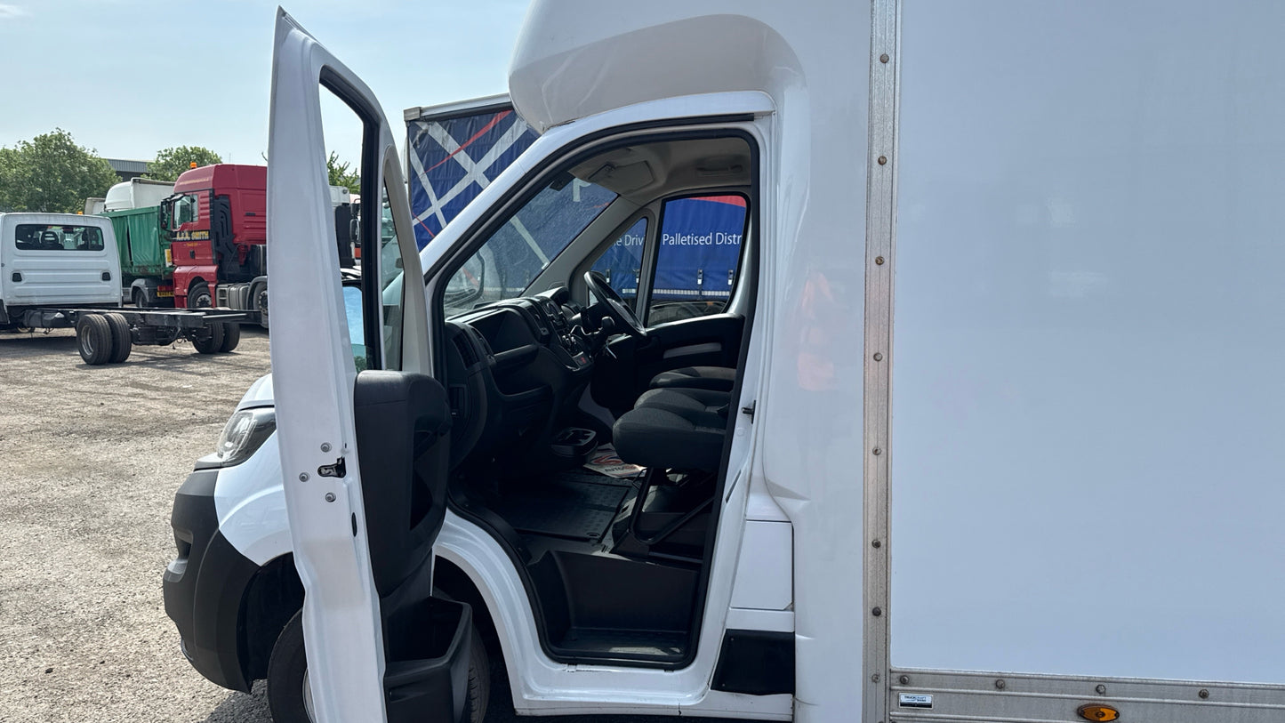 Fiat Ducato 2.3 MultiJetII 35 Platform Cab M H1 Euro 6 Luton – 2021 (YG21 KBL)