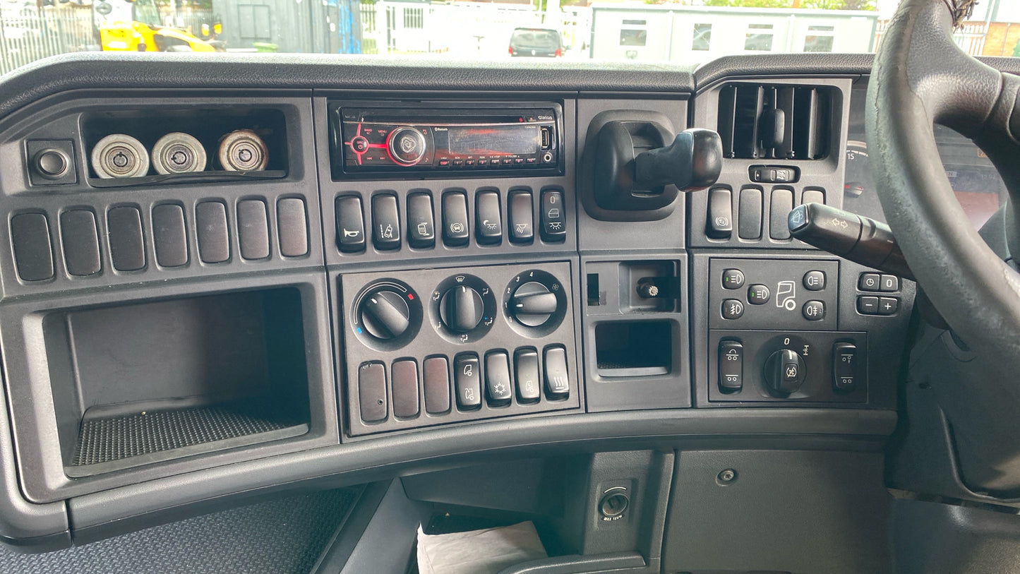 Scania R490 Tractor Unit – 2016 (ISZ5751)