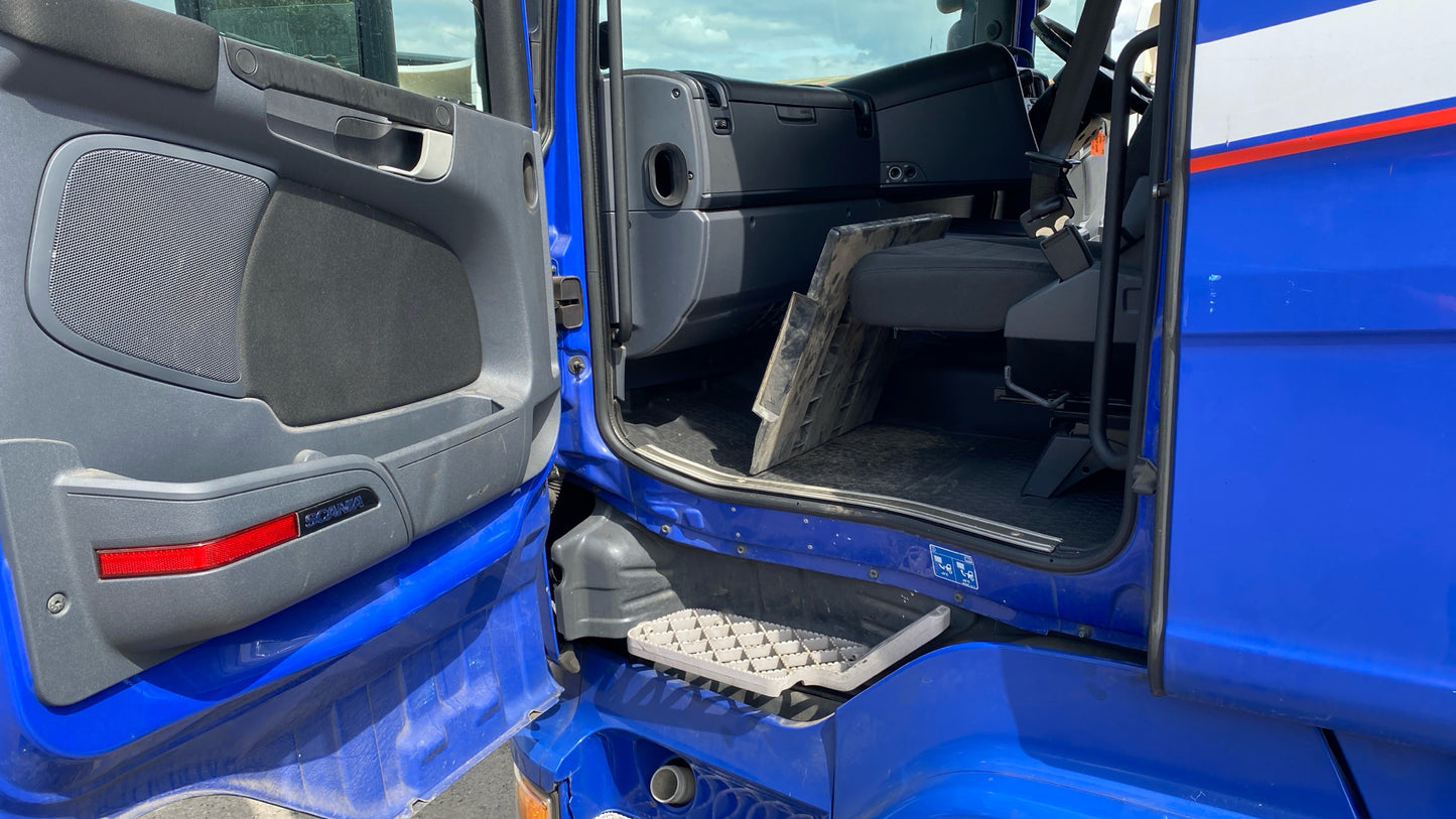 Scania R490 Tractor Unit – 2016 (ISZ5751)