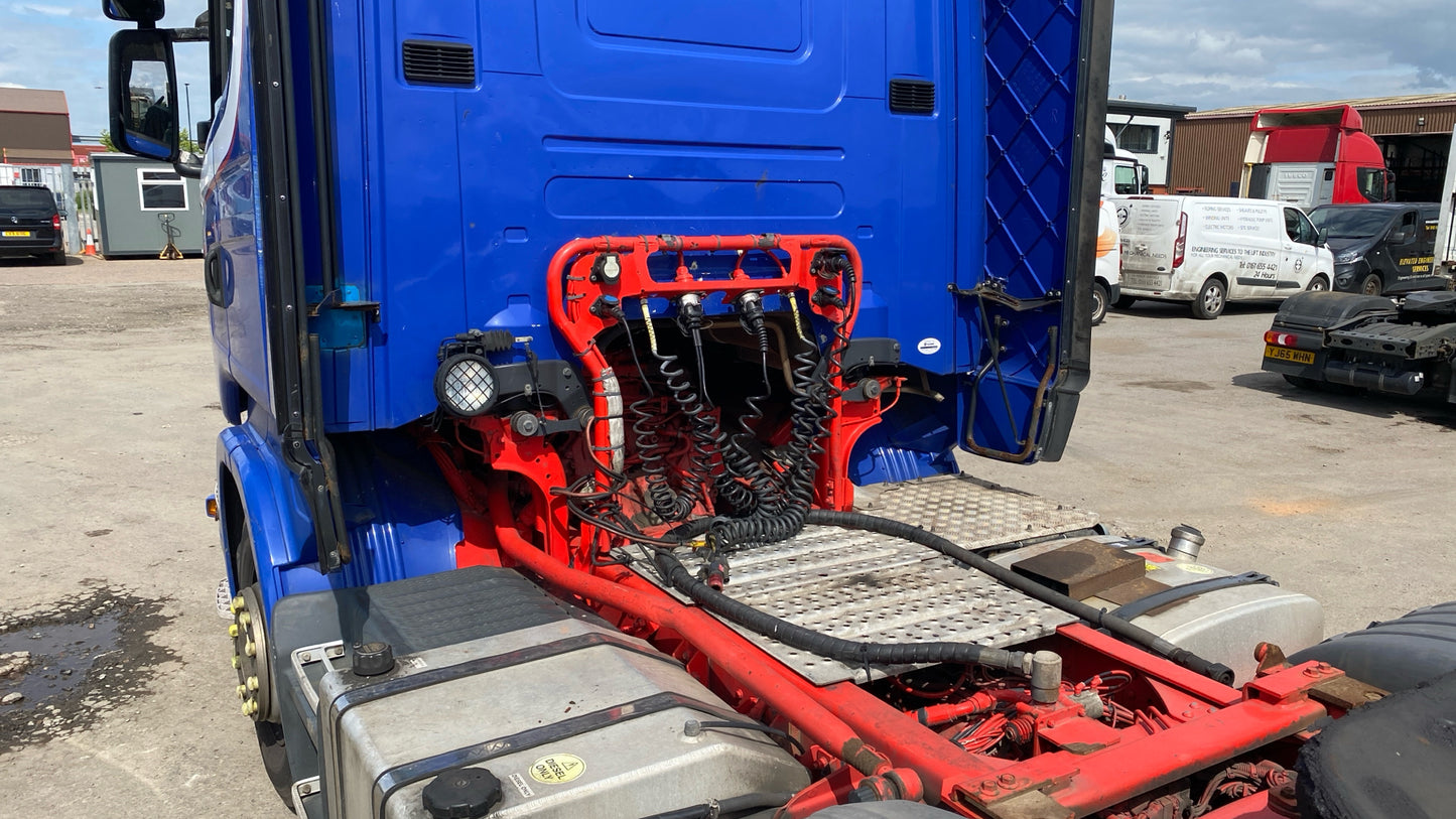 Scania R490 Tractor Unit – 2016 (ISZ5751)