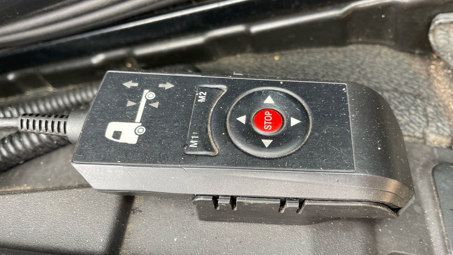 Mercedes-Benz Actros 1840 Tractor Unit – 2015 (BL64 UUO)