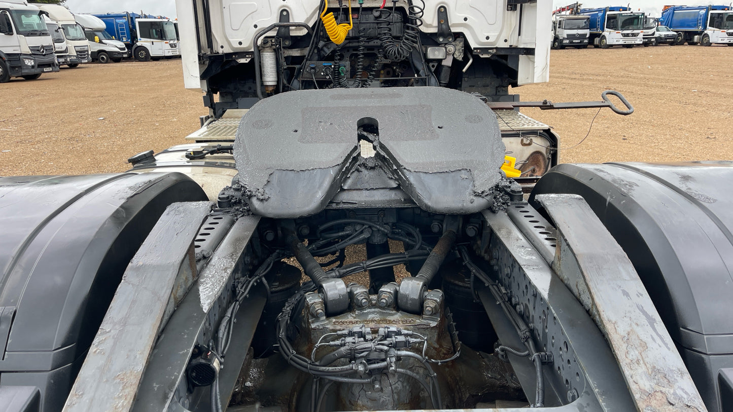Mercedes-Benz Actros 1840 Tractor Unit – 2015 (BL64 UUO)