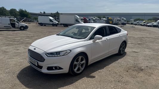 Ford Mondeo 2.0 TDCi Titanium Euro 6 (s/s) Hatchback – 2016 (YF66 MZT)