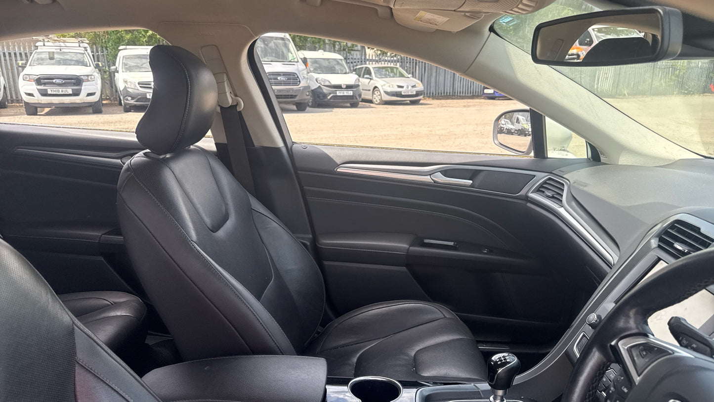 Ford Mondeo 2.0 TDCi Titanium Euro 6 (s/s) Hatchback – 2016 (YF66 MZT)