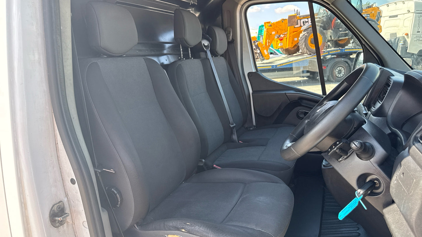 Renault Master 2.3 dCi 35 Business FWD LWB High Roof Euro 6 – 2020 (RV20 UZS)