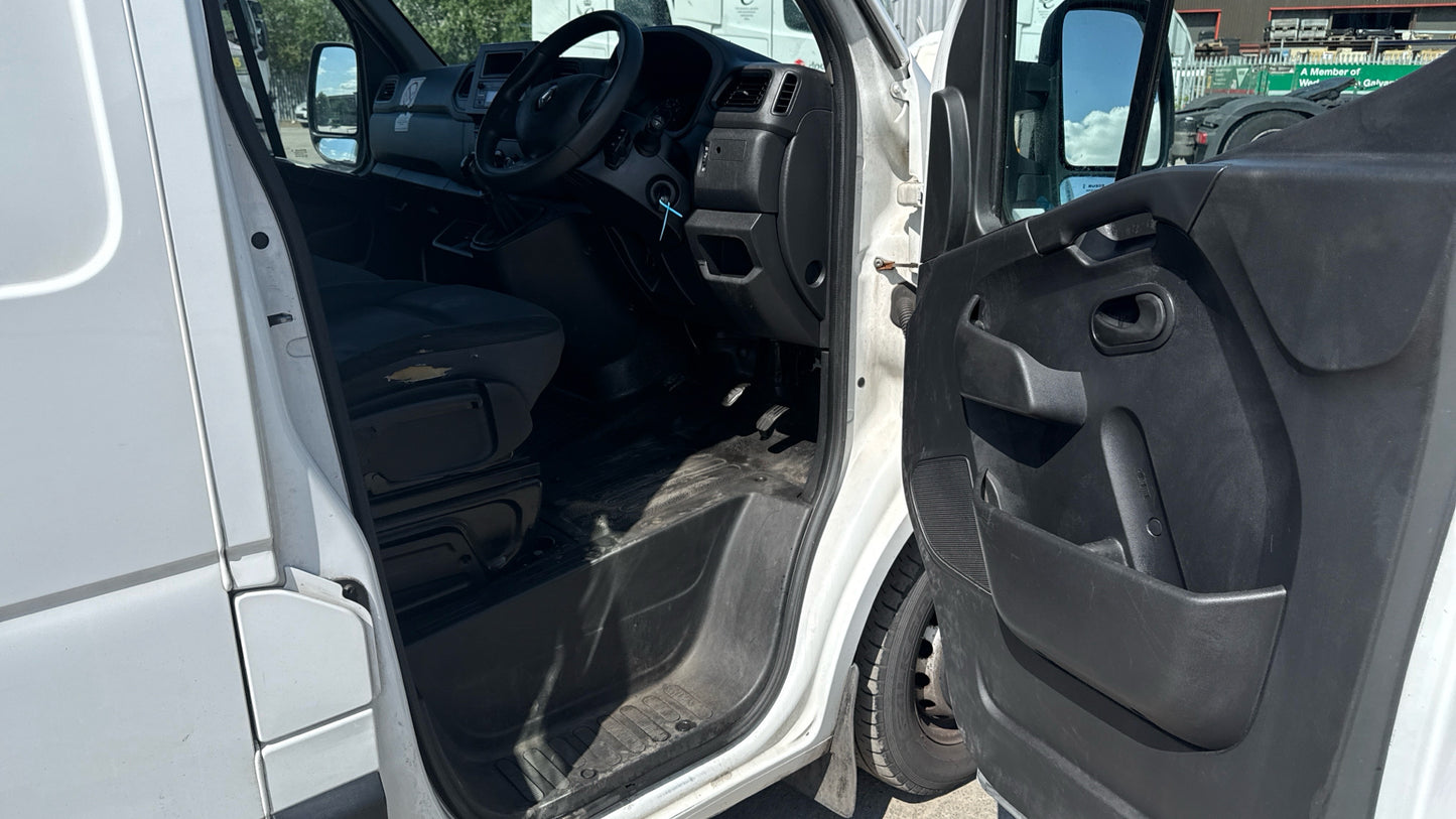 Renault Master 2.3 dCi 35 Business FWD LWB High Roof Euro 6 – 2020 (RV20 UZS)