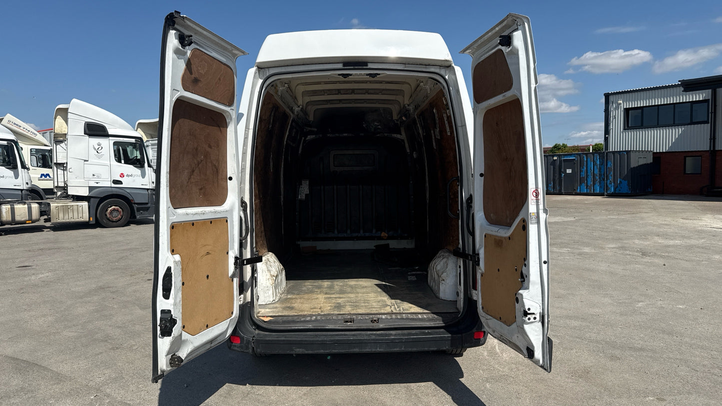 Renault Master 2.3 dCi 35 Business FWD LWB High Roof Euro 6 – 2020 (RV20 UZS)