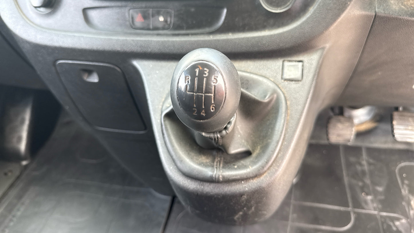 Vauxhall Vivaro 2900 1.6 CDTi BiTurbo 120PS ecoFLEX Panel Van – 2016 (MF16 XTG)