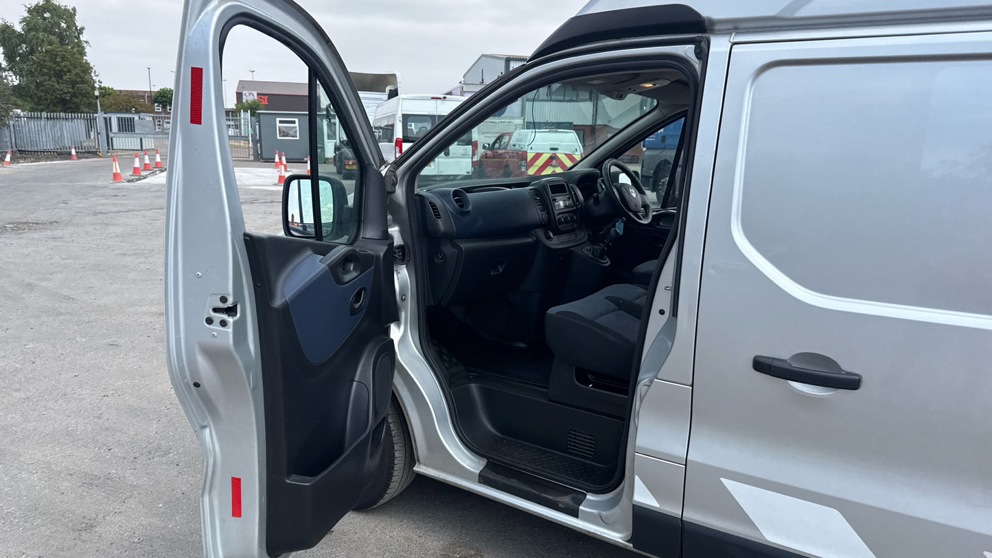 Vauxhall Vivaro 2900 1.6 CDTi BiTurbo 120PS ecoFLEX Panel Van – 2016 (MF16 XTG)