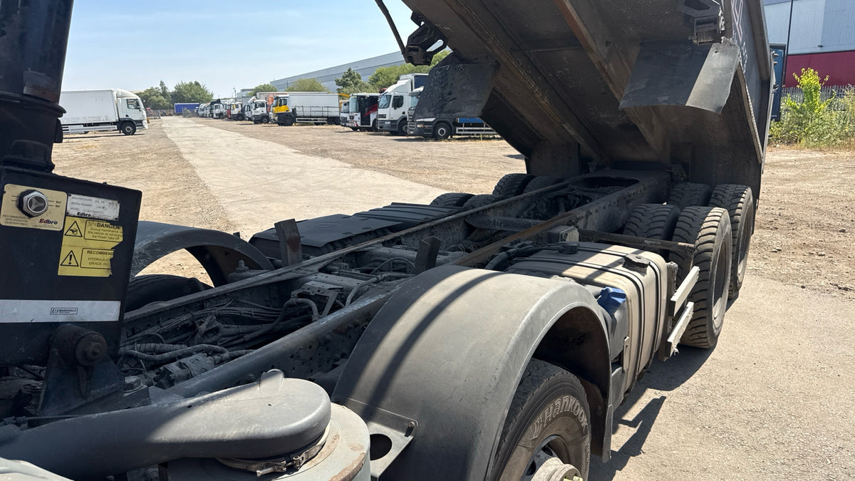 Iveco X-Way 460 8x4 Tipper – 2019 (YD69 JXH)