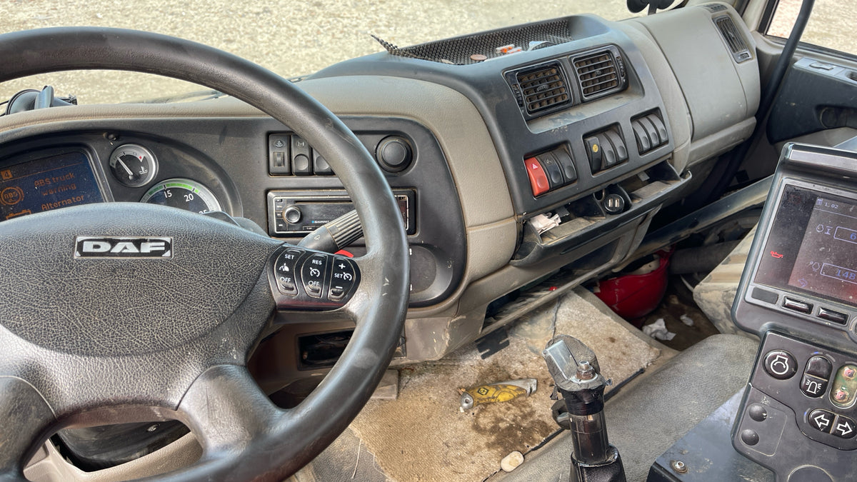 DAF LF 55.220 Road Sweeper – 2013 (HN63 XXW)