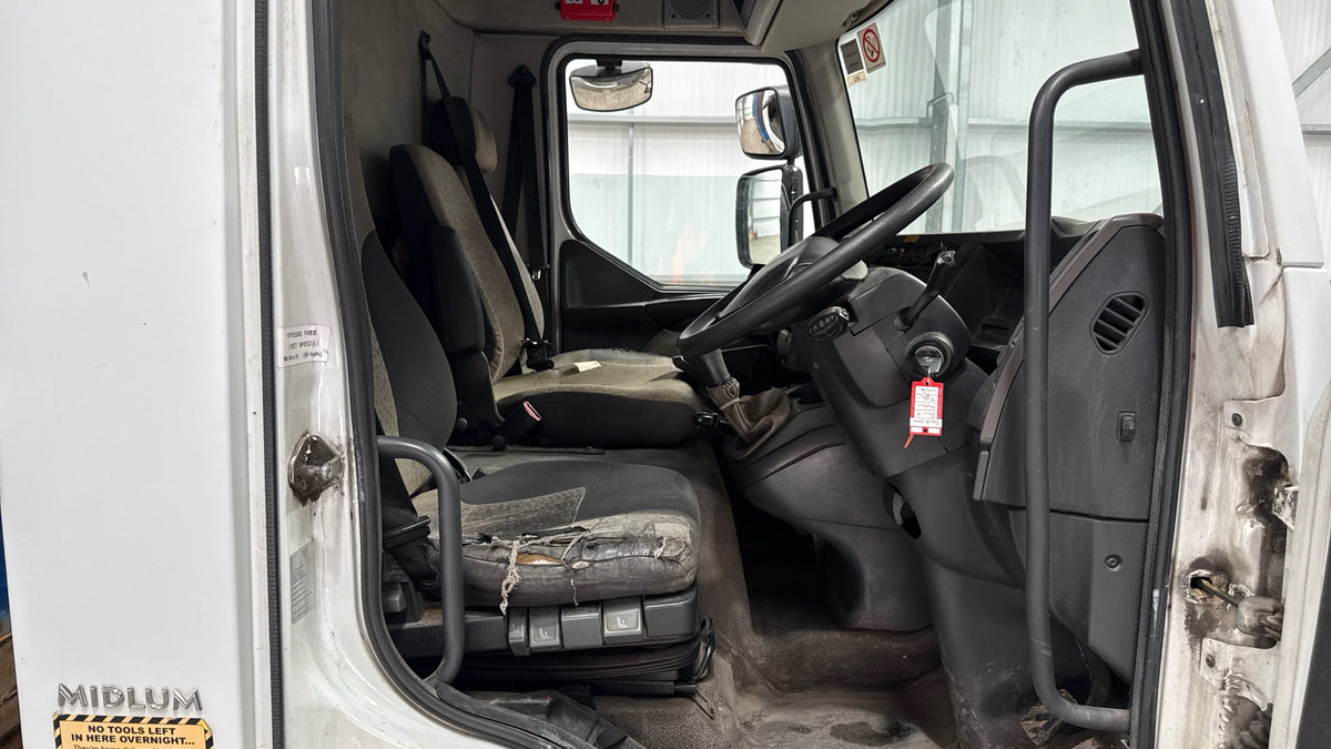 Renault Trucks Midlum Tipper – 2008 (BX08 DKN)