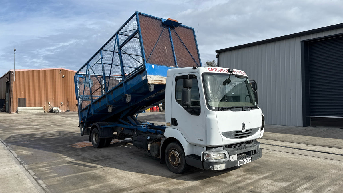Renault Trucks Midlum Tipper – 2008 (BX08 DKN)