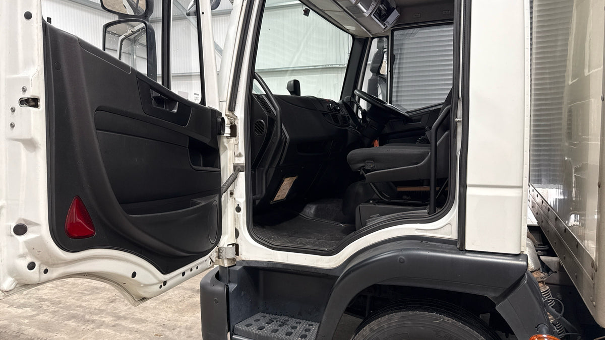 IVECO Eurocargo 75-160 Box Van – 2019 (LX69 VUM)