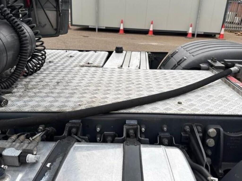 Scania R 580 Day Cab Tractor Unit – 2017