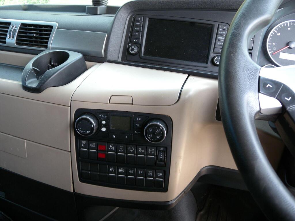 MAN TGX 26.460 Sleeper Cab Tractor Unit – 2018