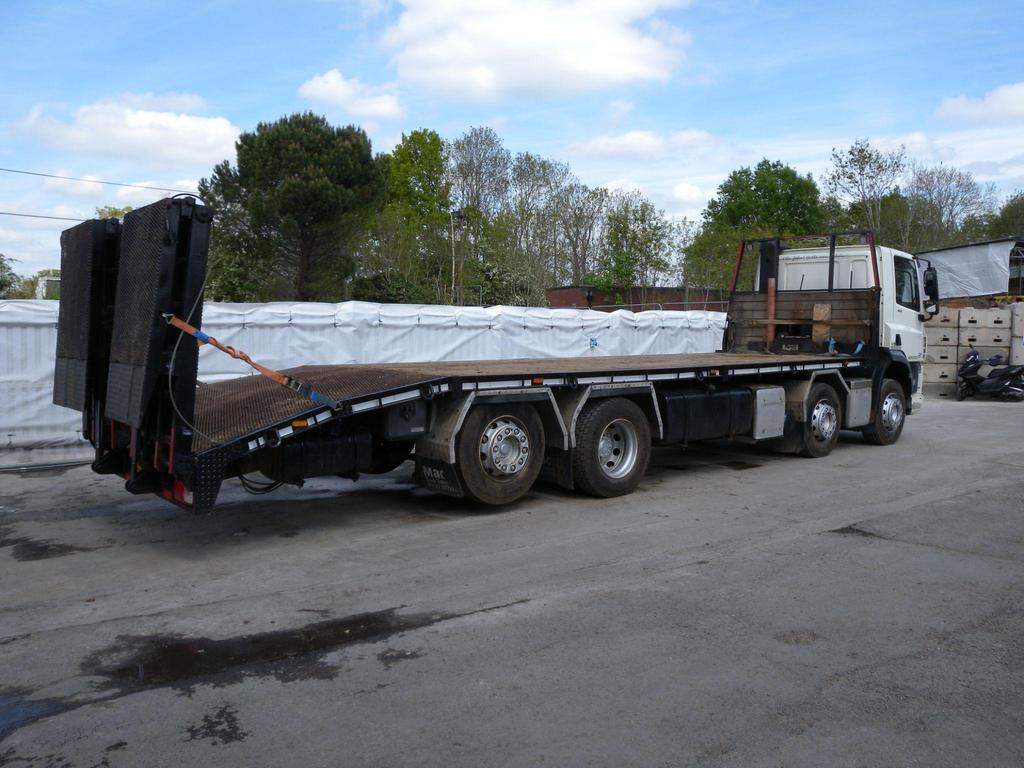 DAF CF 400 8x2 Tractor Unit – 2016
