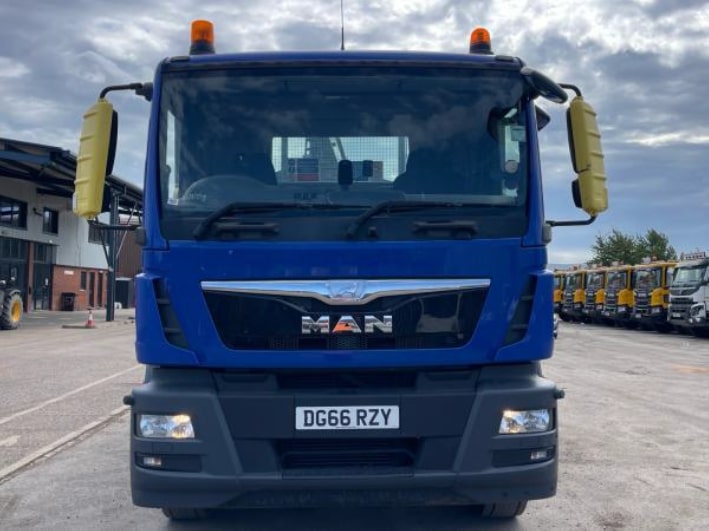 MAN TGM 18.250 Crane Mounted Rigid Truck – 2016