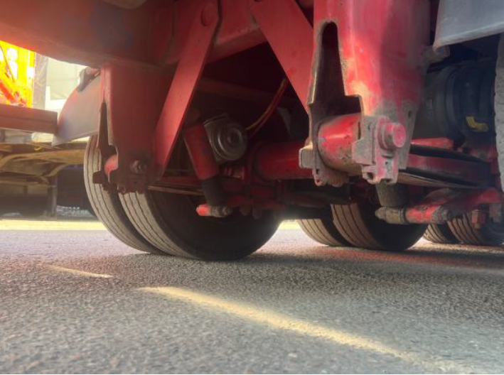 Weightlifter Flatbed Trailer – 2008 – Semi Trailer