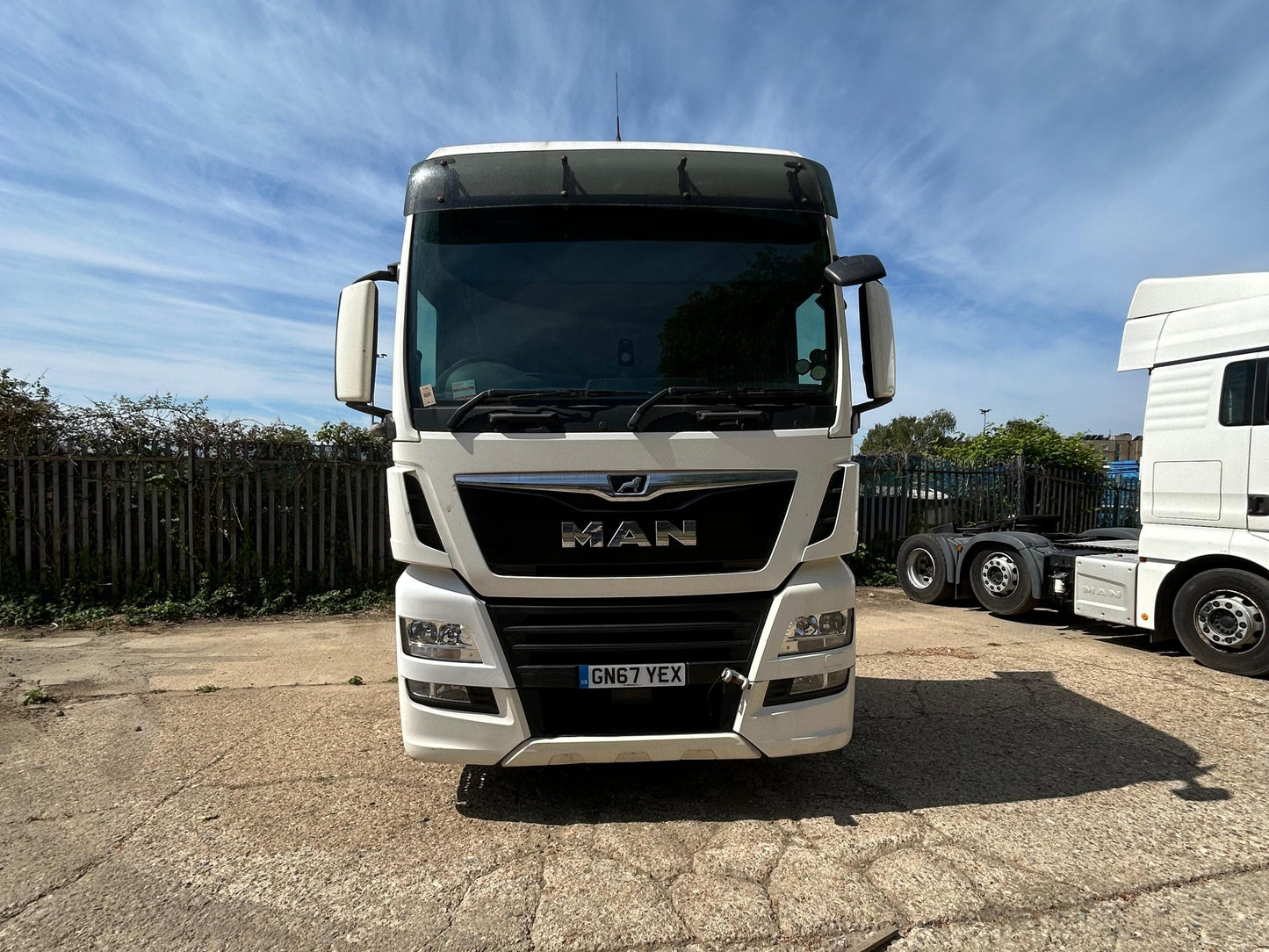 MAN TGX 26.460 Sleeper Cab Tractor Unit – 2018