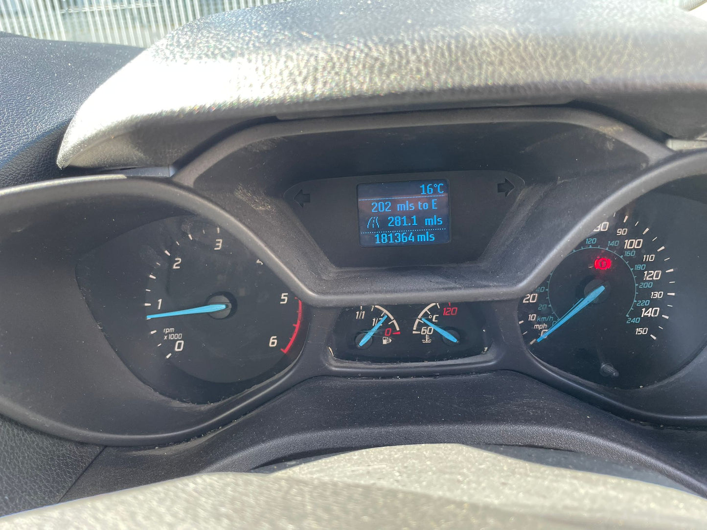 Ford Transit Connect 1.6 TDCi 220 – 2014 (64)