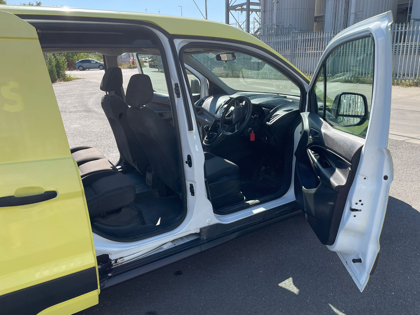 Ford Transit Connect 1.6 TDCi 220 – 2014 (64)