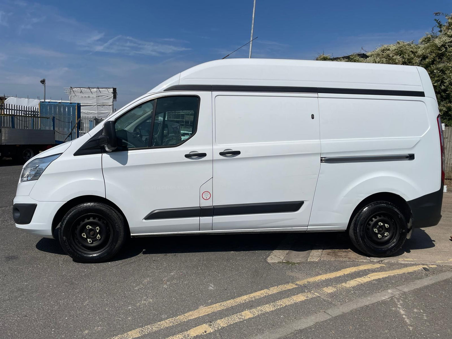 Ford Transit Custom 2.0 TDCi 340 Trend L2 H2 Panel Van – 2018