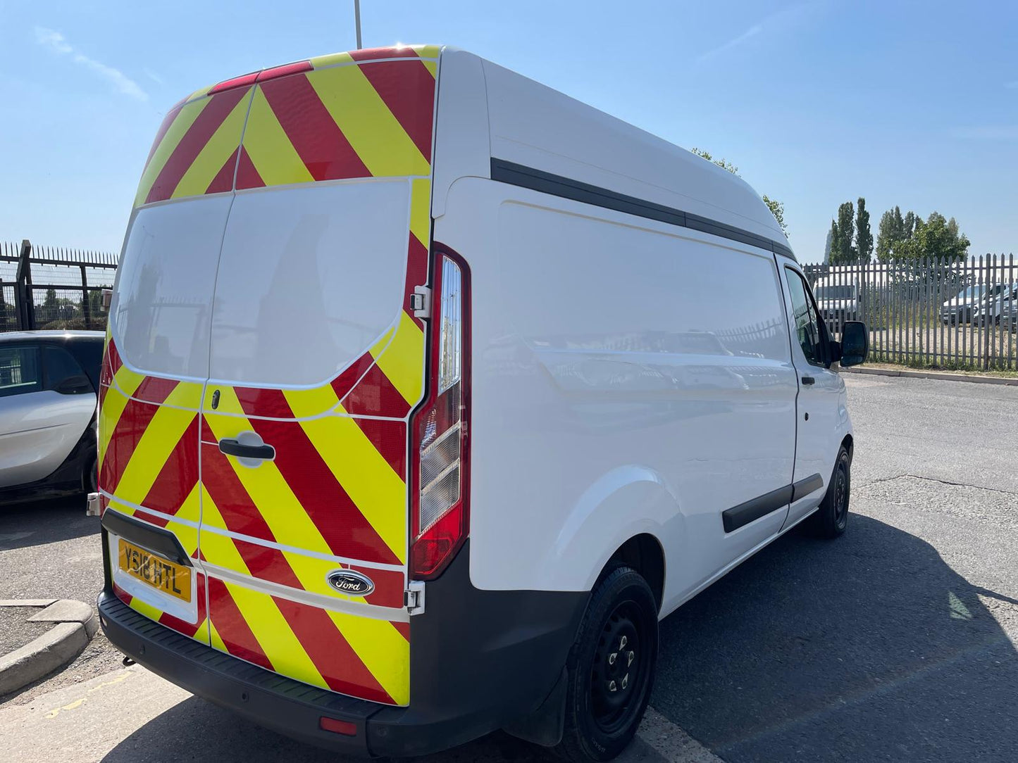 Ford Transit Custom 2.0 TDCi 340 Trend L2 H2 Panel Van – 2018