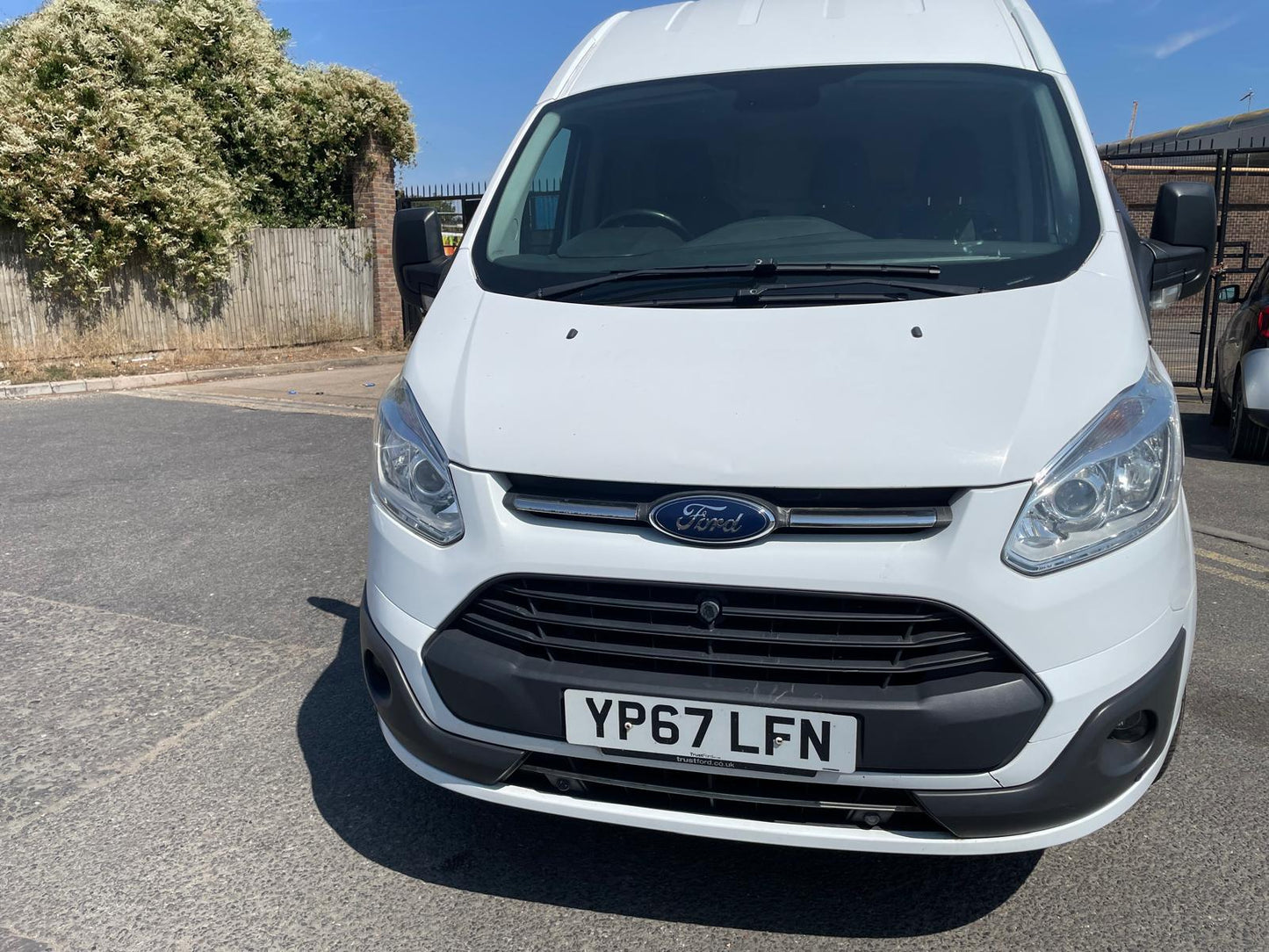 Ford Transit Custom 2.0 TDCi 340 Trend L2 H2 Panel Van – 2017