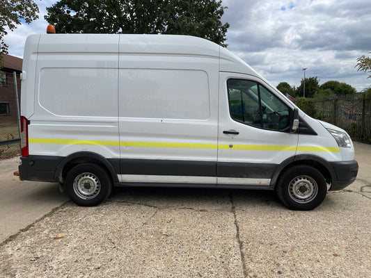 Ford Transit 2.2 TDCi 350 RWD L2 H3 Euro 5 Panel Van – 2015