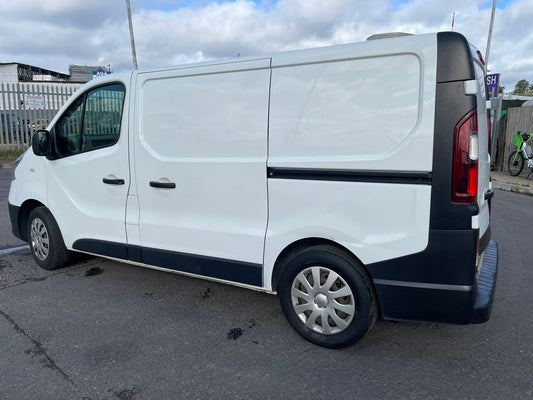 Renault Trafic 1.6 dCi ENERGY 27 Business SWB Panel Van – 2017