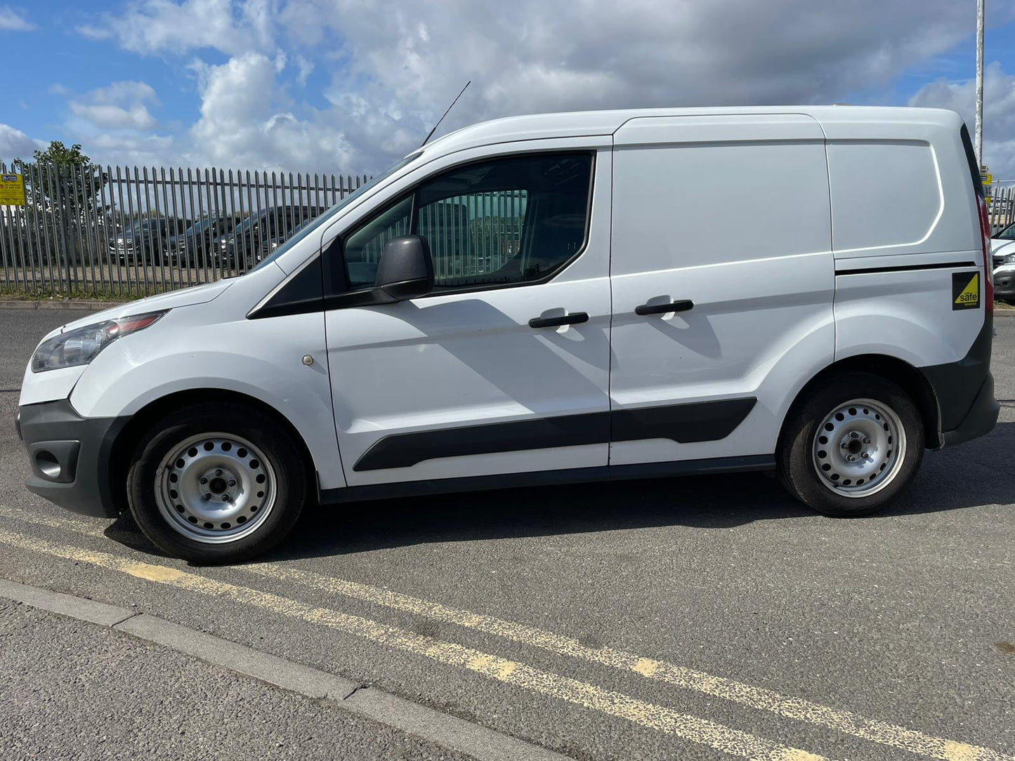 Ford Transit Connect 1.5 TDCi 220 L1 H1 Panel Van – 2017