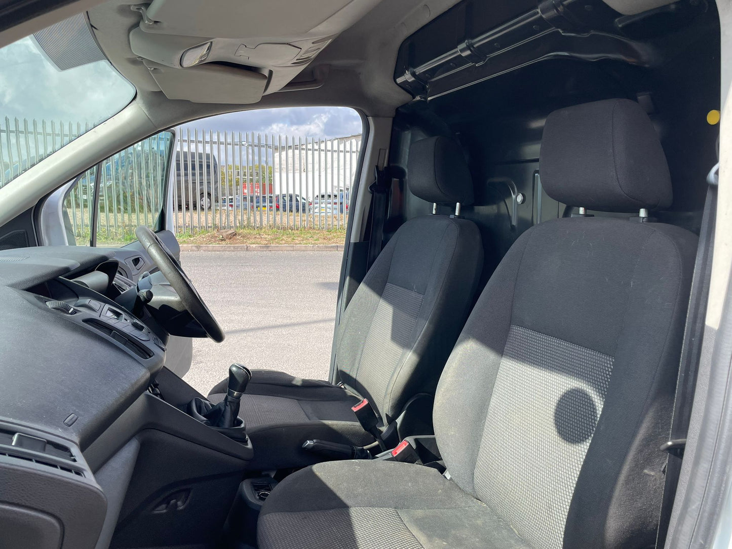 Ford Transit Connect 1.5 TDCi 220 L1 H1 Panel Van – 2017