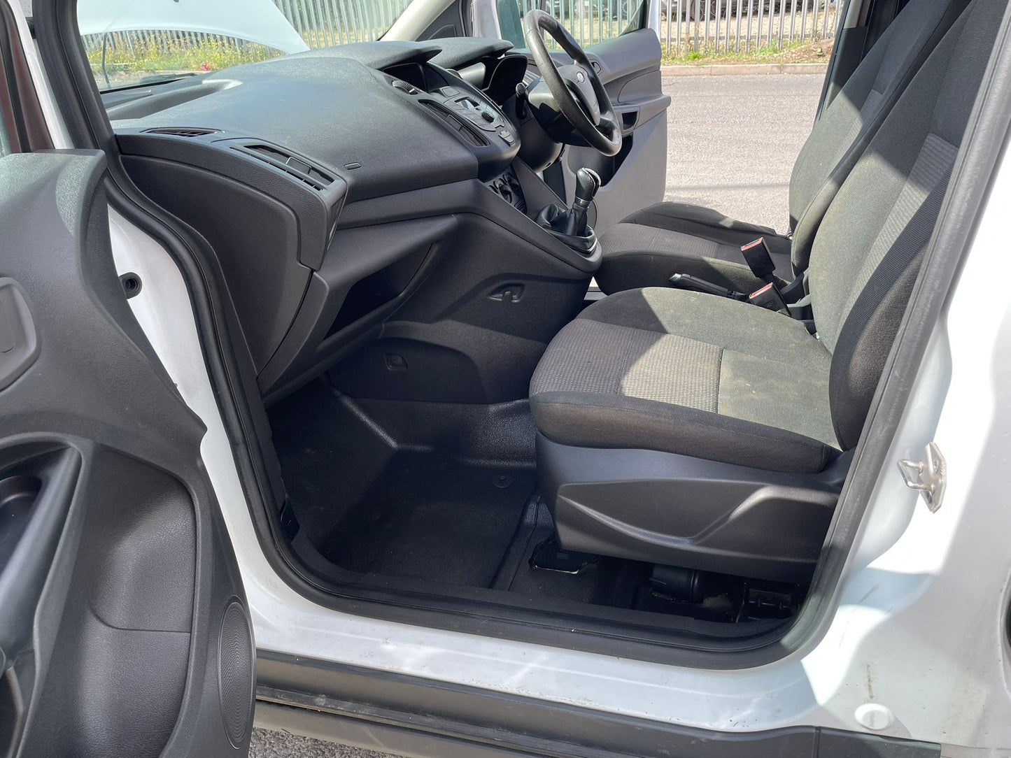 Ford Transit Connect 1.5 TDCi 220 L1 H1 Panel Van – 2017