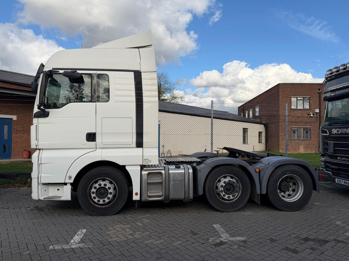 MAN TGX 26.460 Sleeper Cab Tractor Unit – 2018