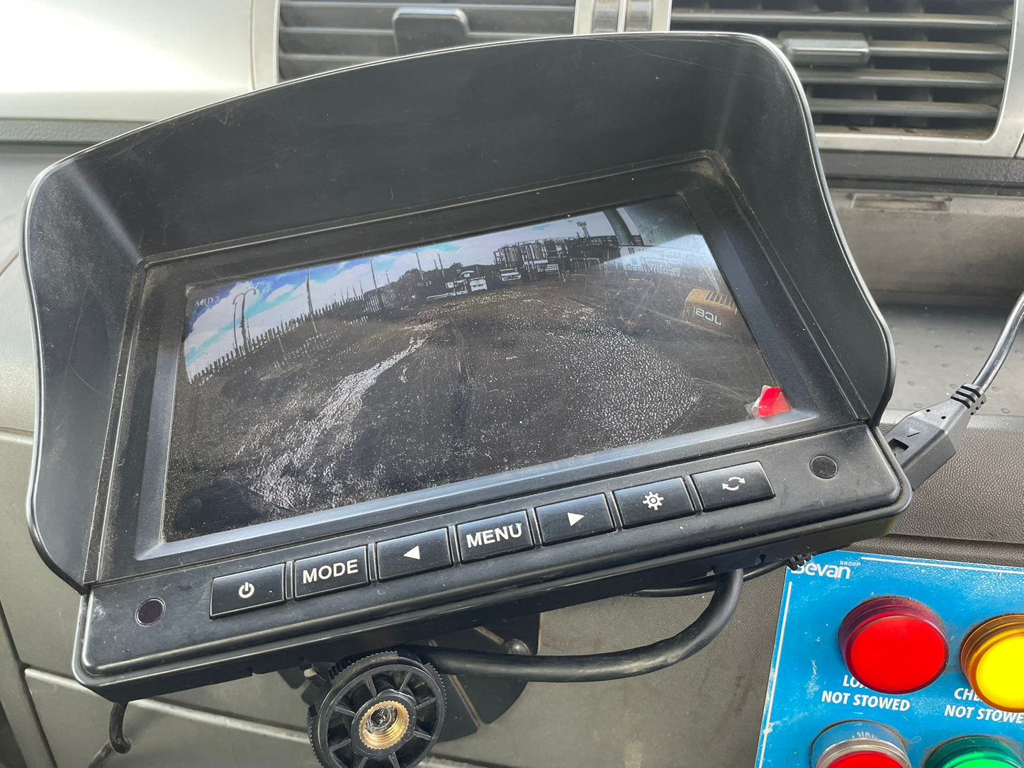 MAN TGM 18.250 Crane Mounted Rigid Truck – 2016