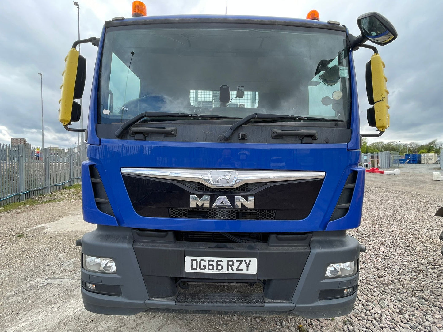 MAN TGM 18.250 Crane Mounted Rigid Truck – 2016