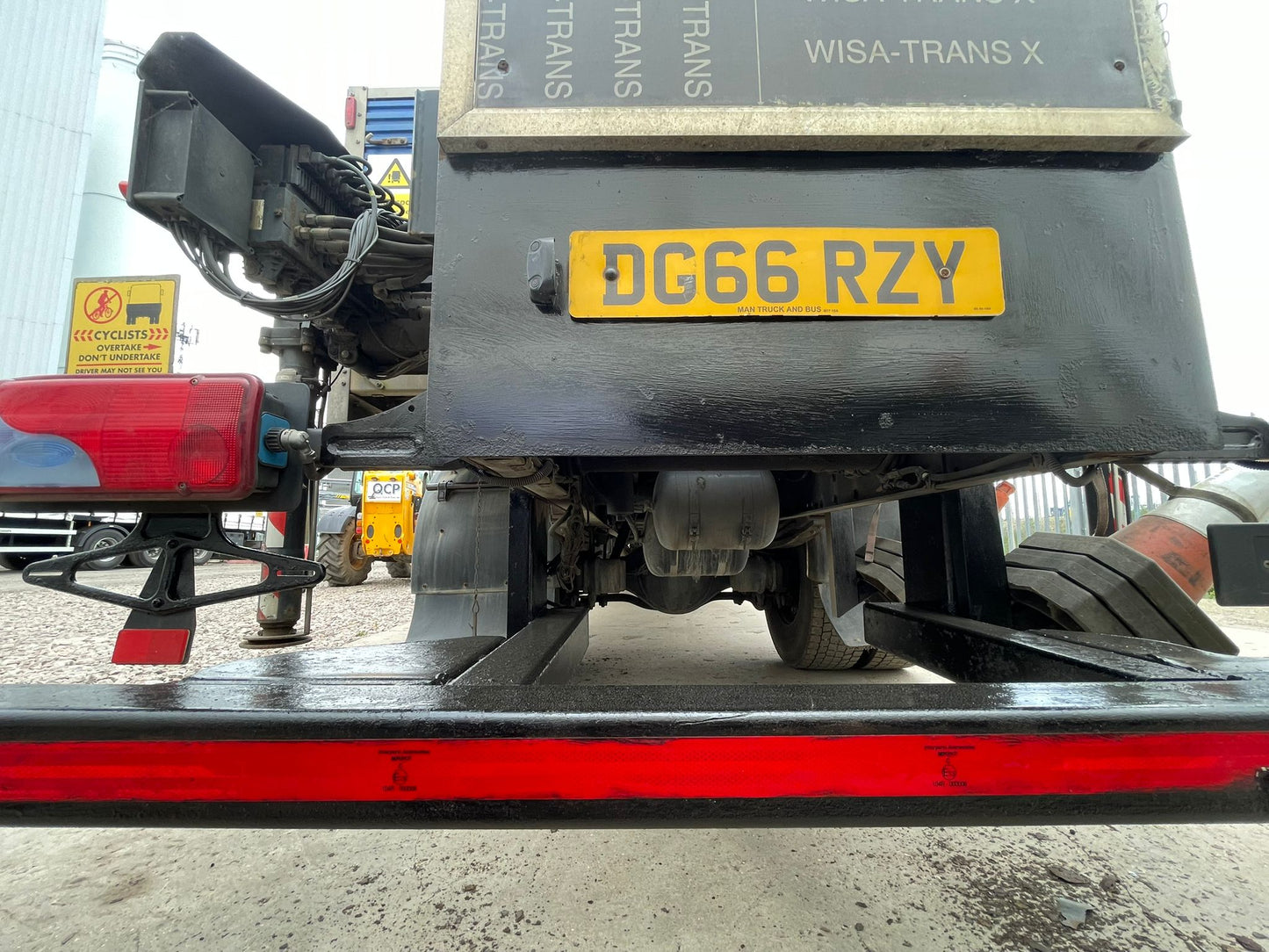 MAN TGM 18.250 Crane Mounted Rigid Truck – 2016