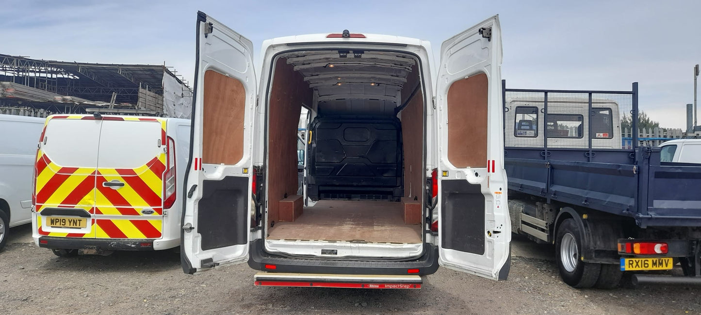 Ford Transit 2.0 350 EcoBlue RWD L4 H3 Euro 6 Panel Van – 2019 (EU19 MHM)