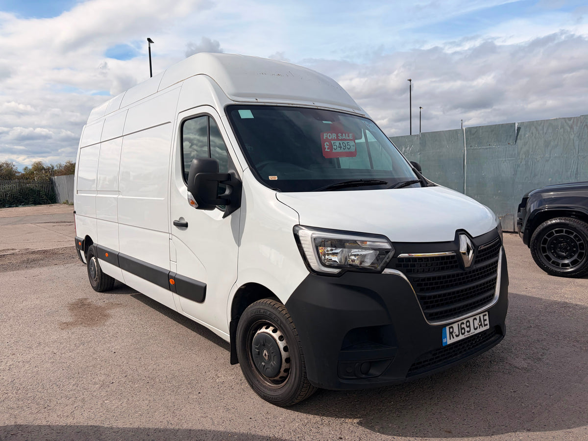 Renault Master 2.3 dCi 35 Business FWD LWB High Roof Euro 6 – 2019 (RJ69 CAE)