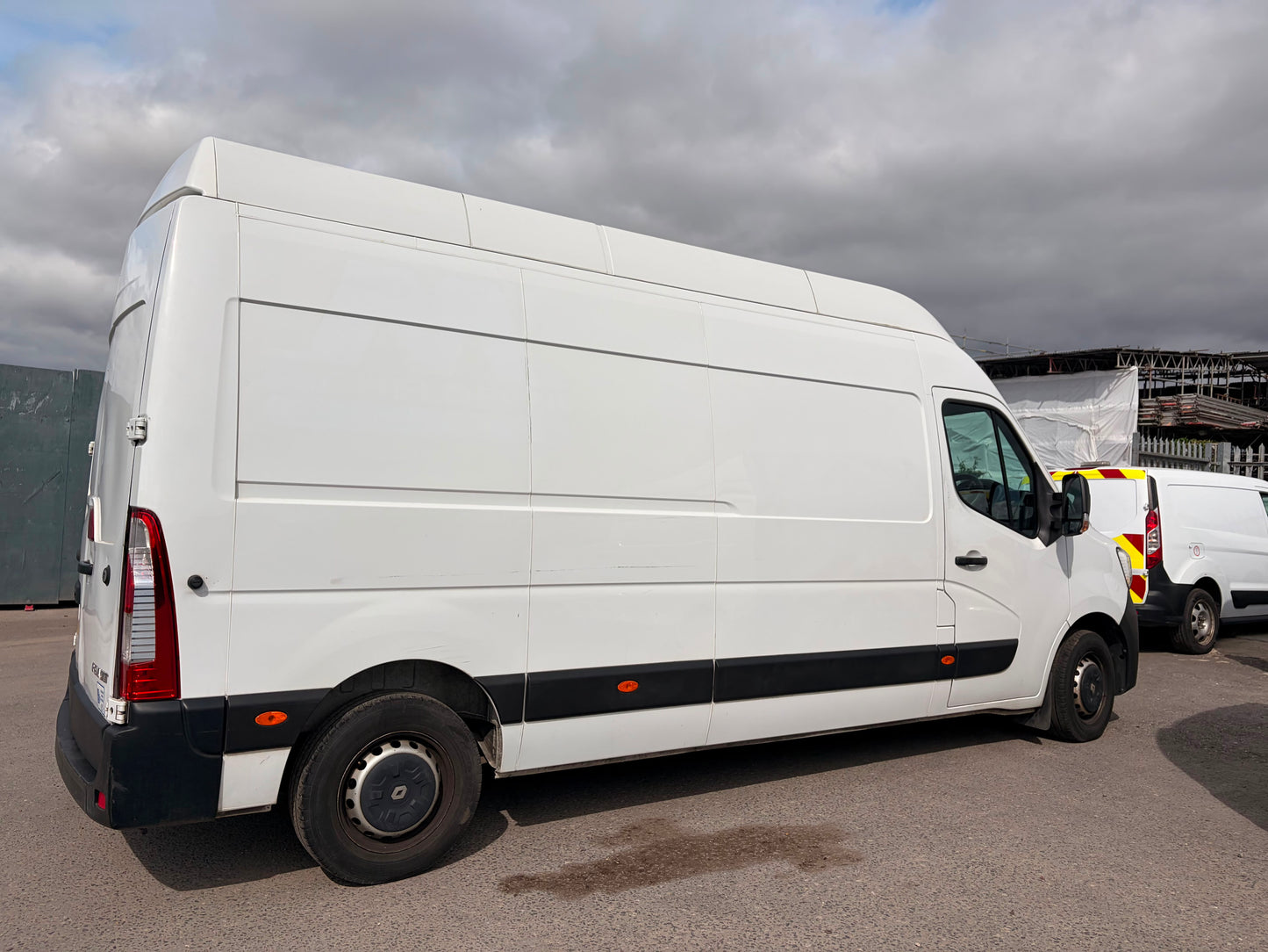 Renault Master 2.3 dCi 35 Business FWD LWB High Roof Euro 6 – 2019 (RJ69 CAE)